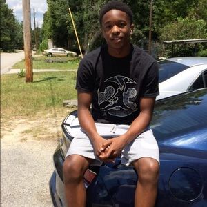 Meet your Posher, Malik